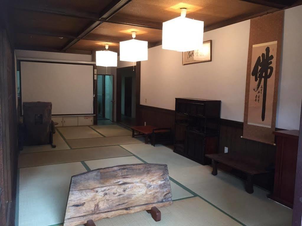 Guest House Route53 Нара Экстерьер фото